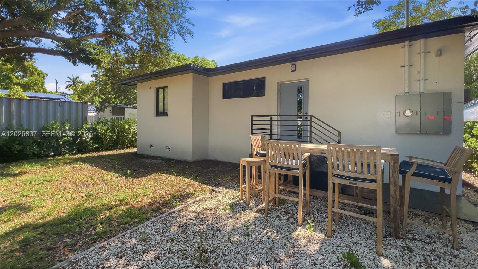 A12026837 Property Photo 18