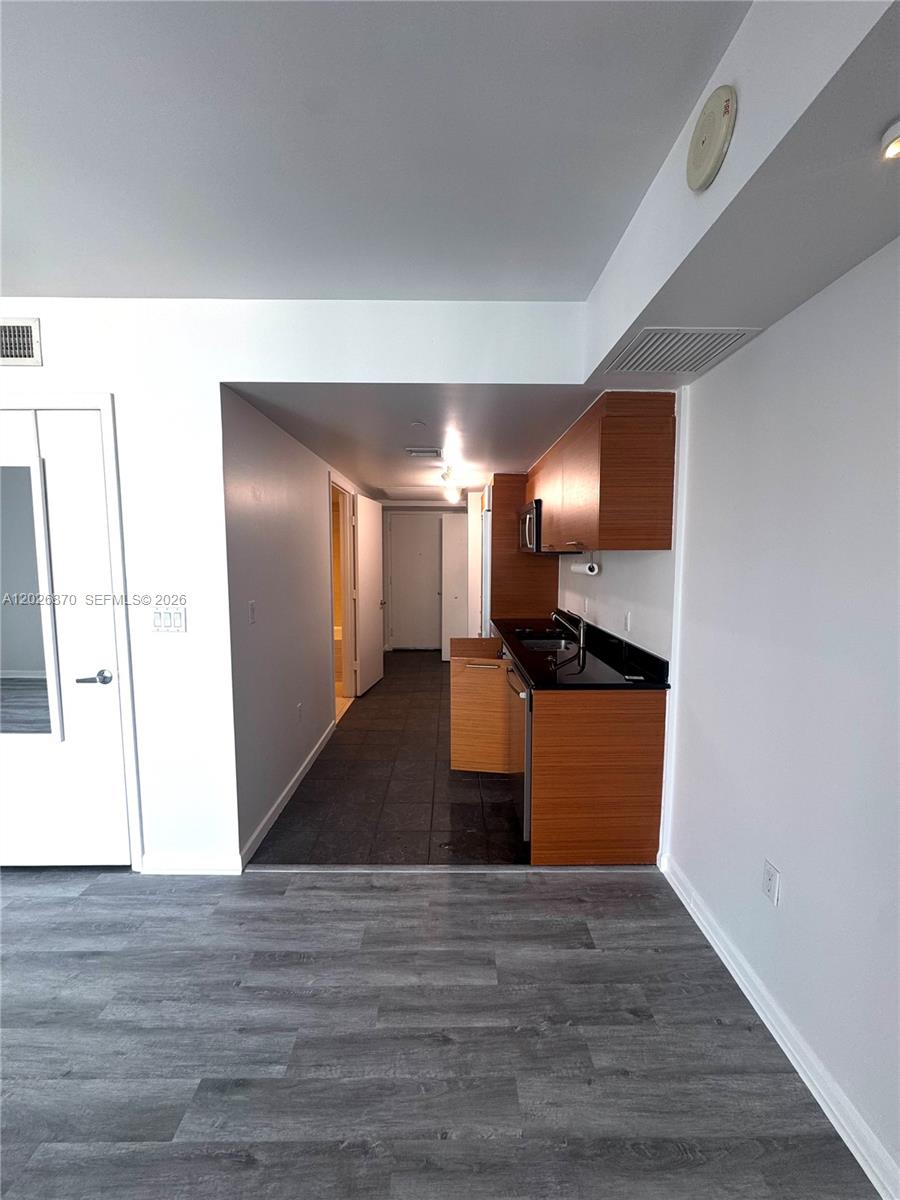 50 Biscayne Boulevard 3303 Property Photo 8