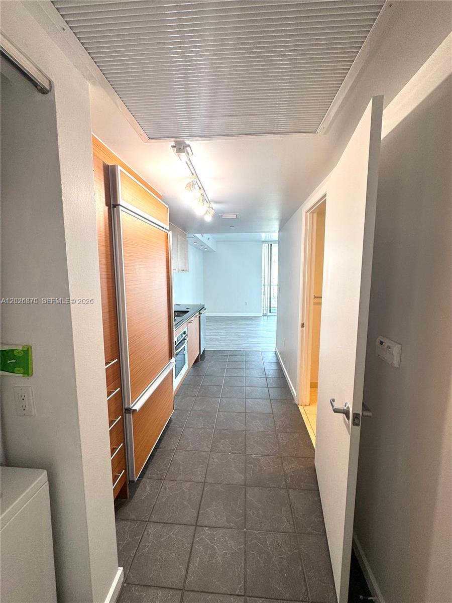 50 Biscayne Boulevard 3303 Property Photo 11