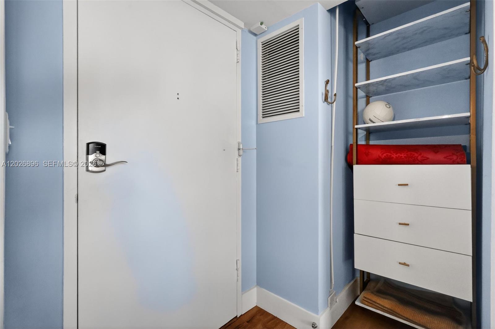 7135 Collins Avenue 1124 Property Photo 6