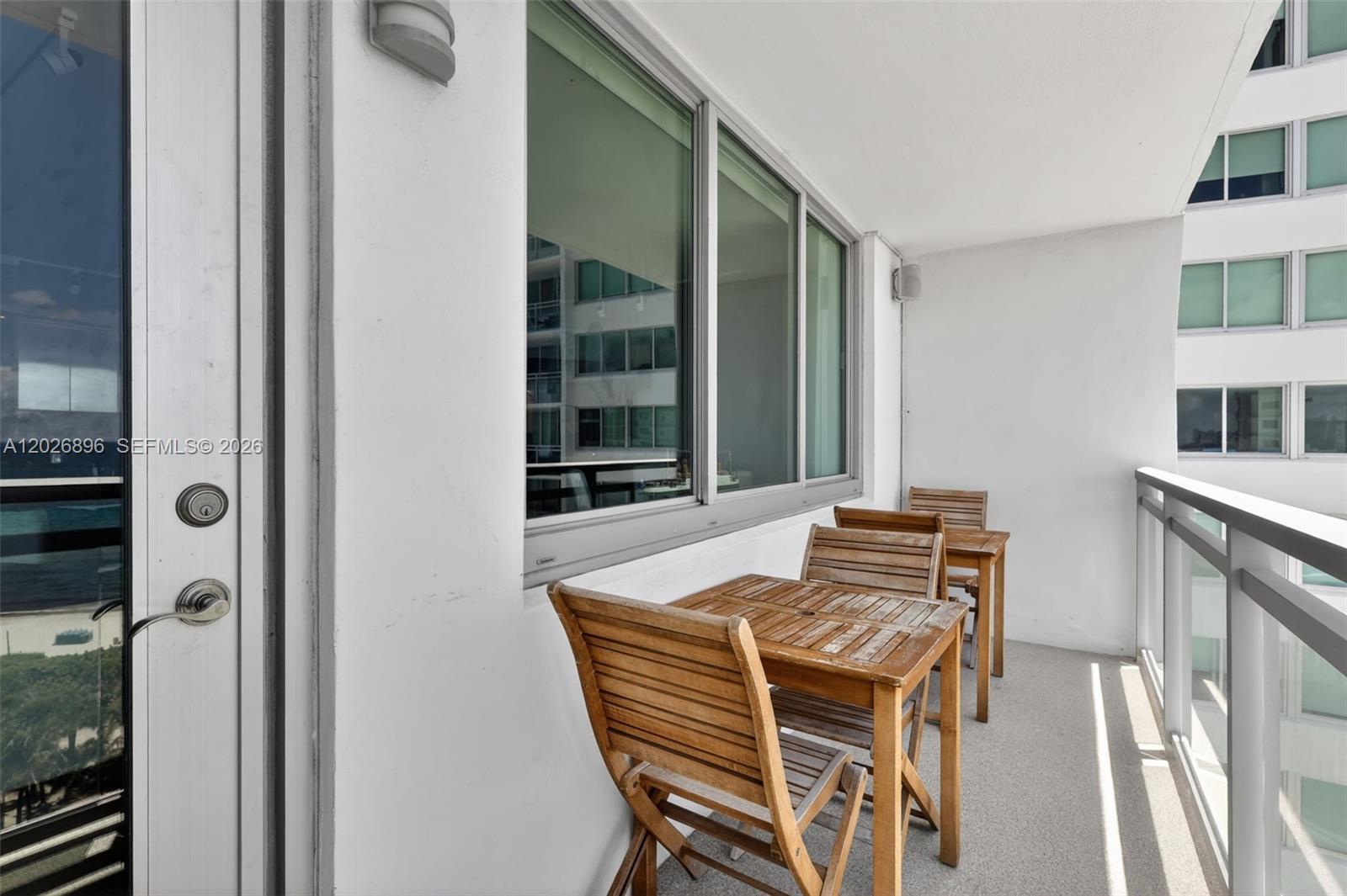 7135 Collins Avenue 1124 Property Photo 30