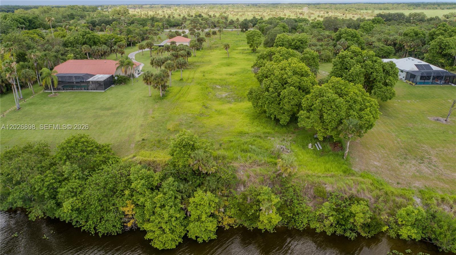5220 Fort Denuad Property Photo 3