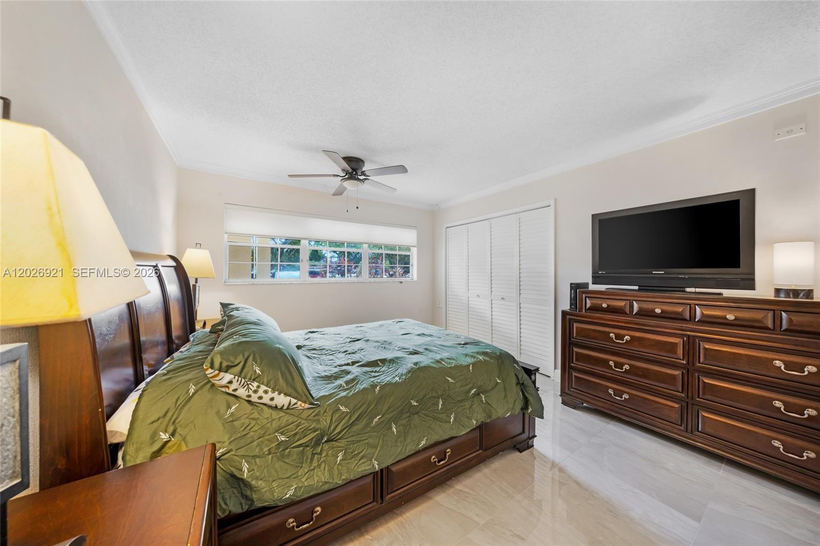 A12026921 Property Photo 25