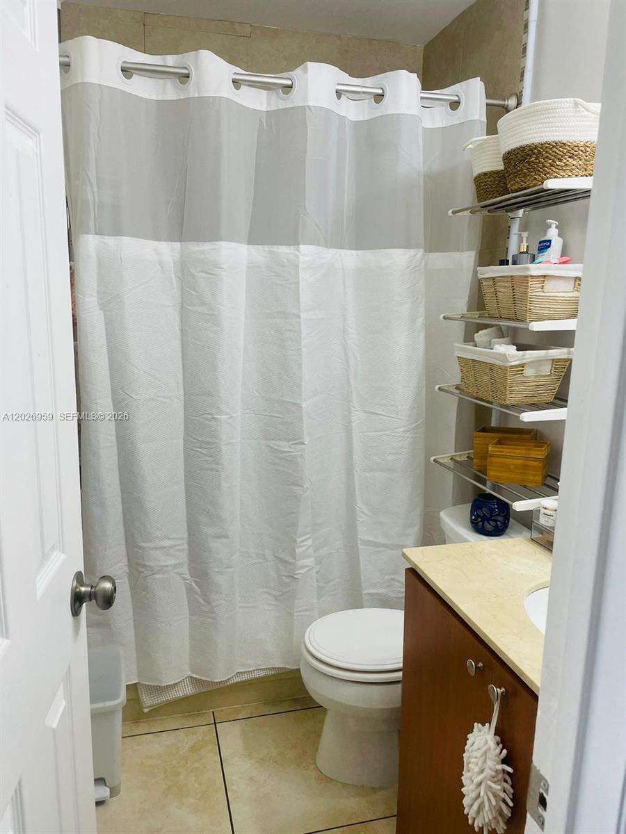 10393 N Kendall Drive U6 Property Photo 9