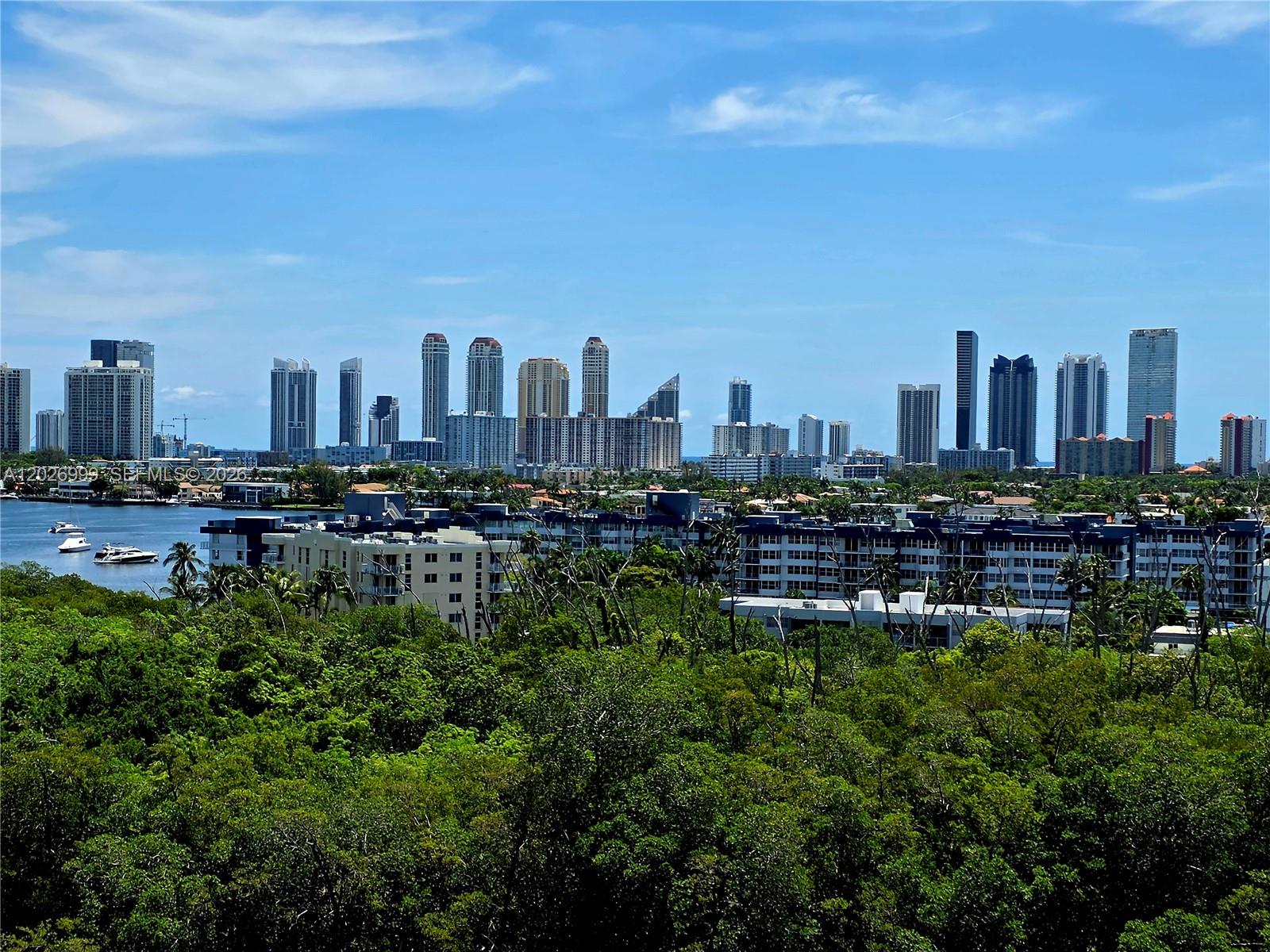 16385 Biscayne Boulevard 1019 Property Photo 6