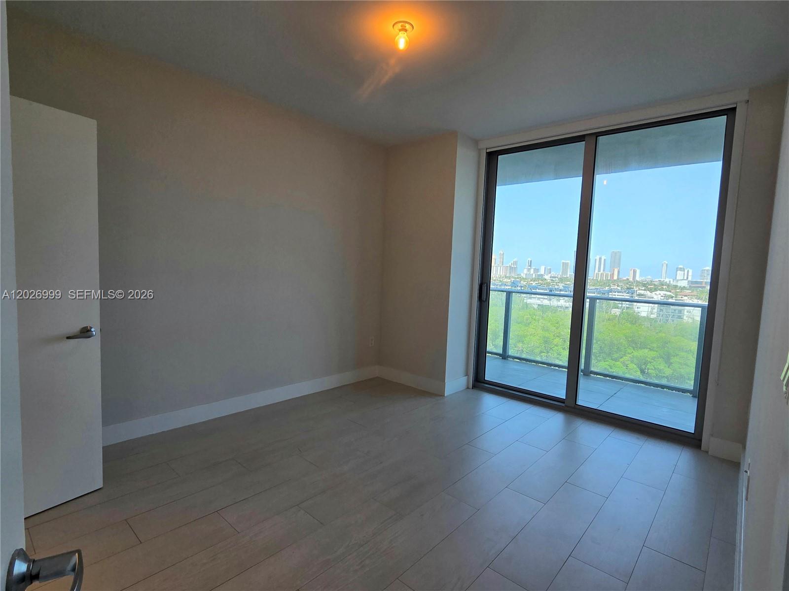 16385 Biscayne Boulevard 1019 Property Photo 30