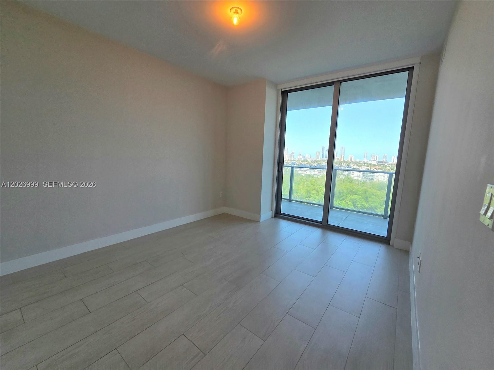 16385 Biscayne Boulevard 1019 Property Photo 31