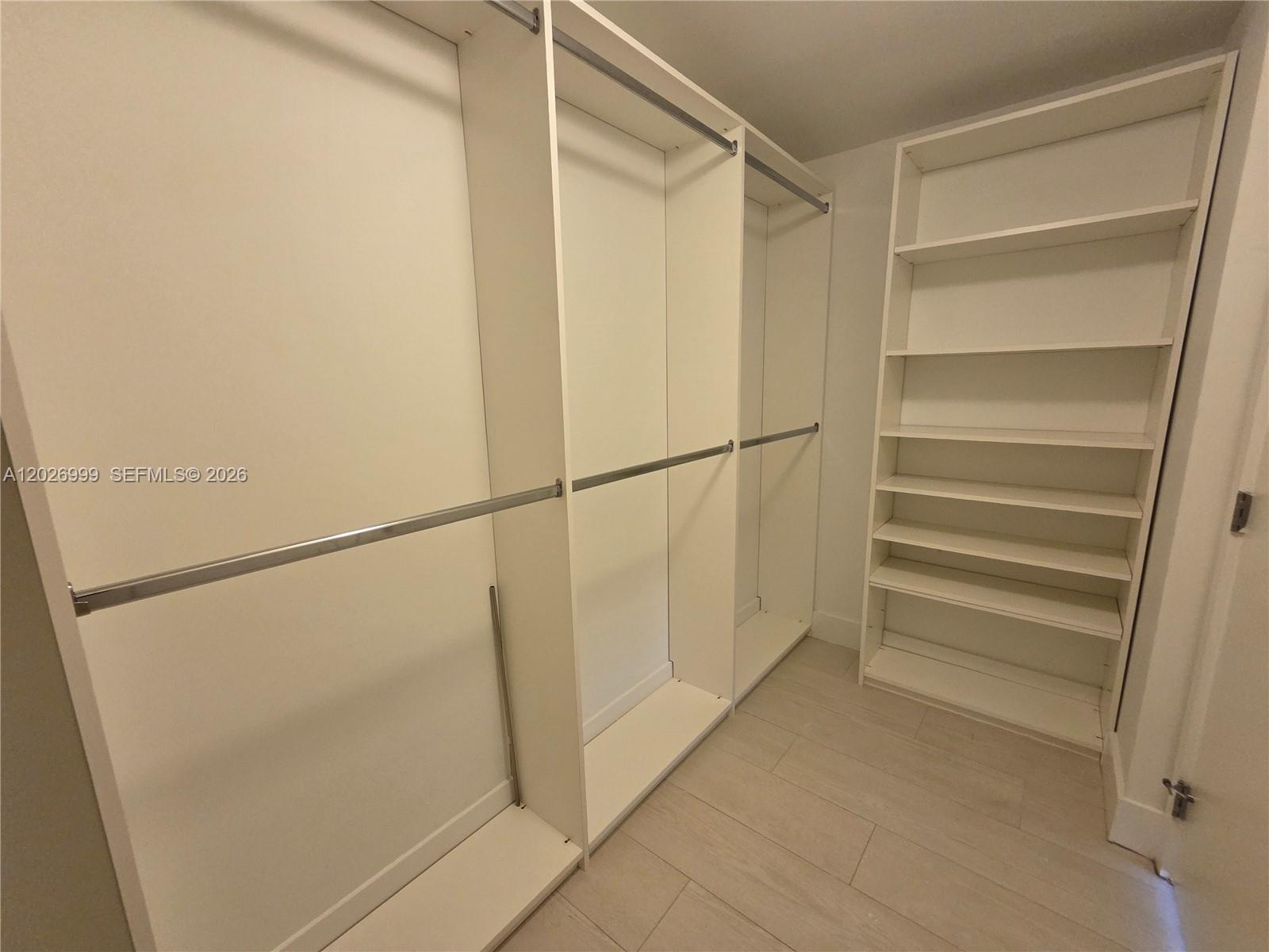 16385 Biscayne Boulevard 1019 Property Photo 38