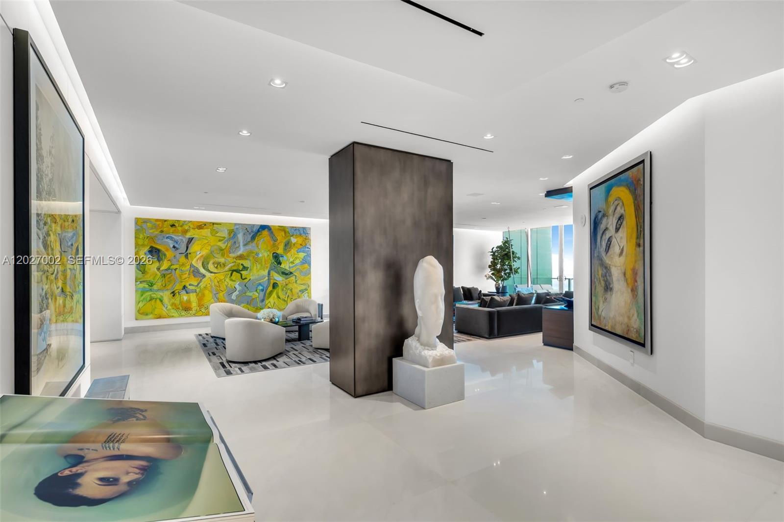 350 Ocean Drive Lph2n Property Photo 4