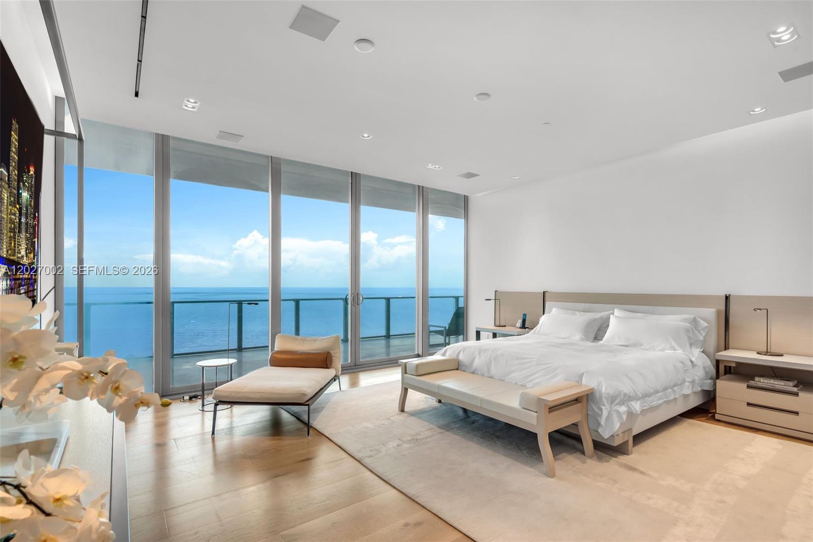 350 Ocean Drive Lph2n Property Photo 20