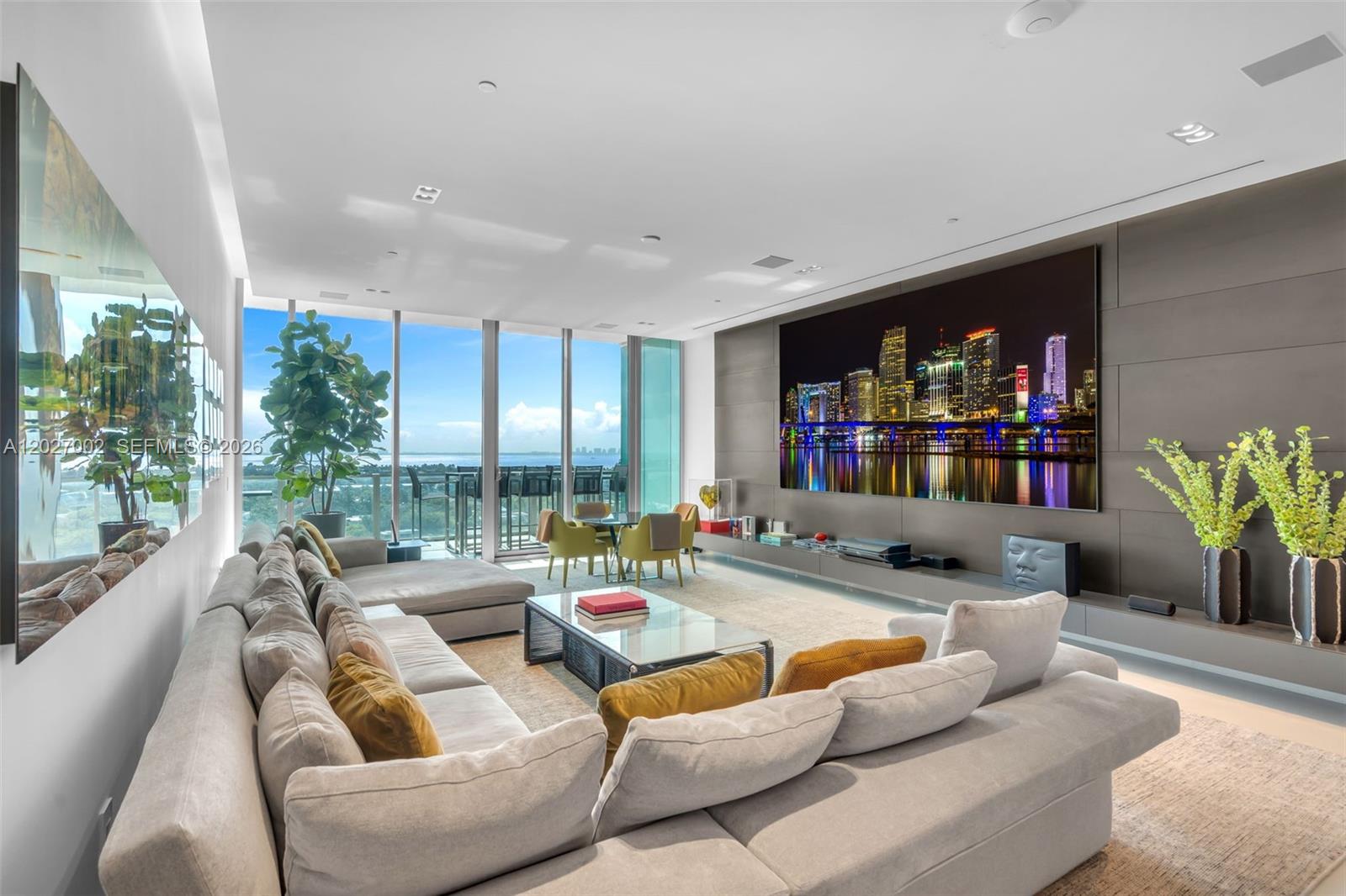 350 Ocean Drive Lph2n Property Photo 28