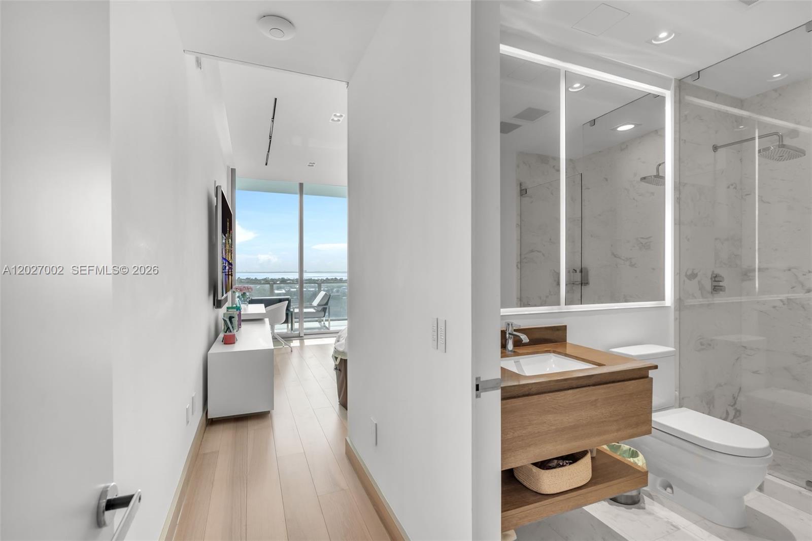 350 Ocean Drive Lph2n Property Photo 43
