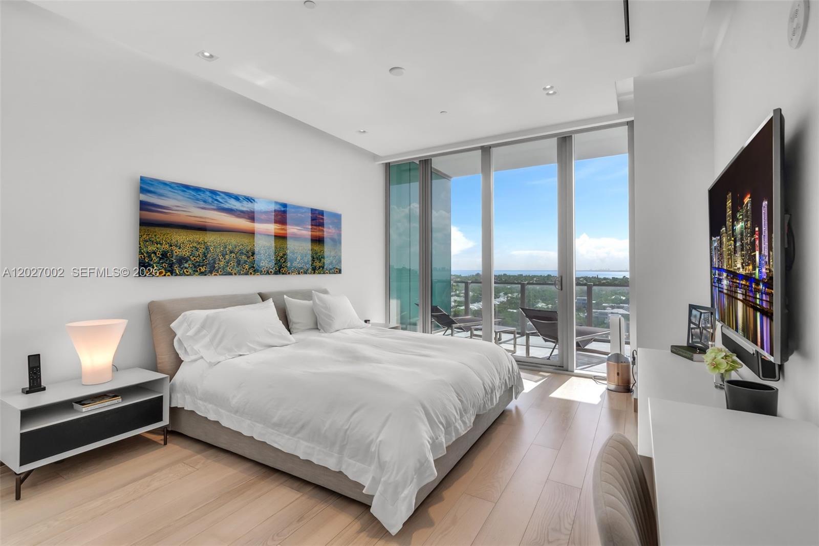 350 Ocean Drive Lph2n Property Photo 51