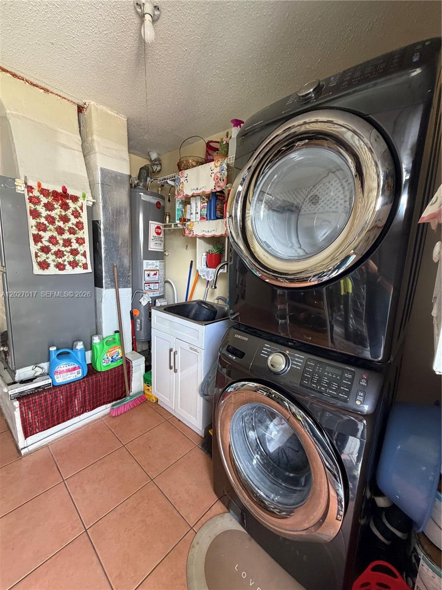 4162 Kingsbridge Drive Property Photo 19