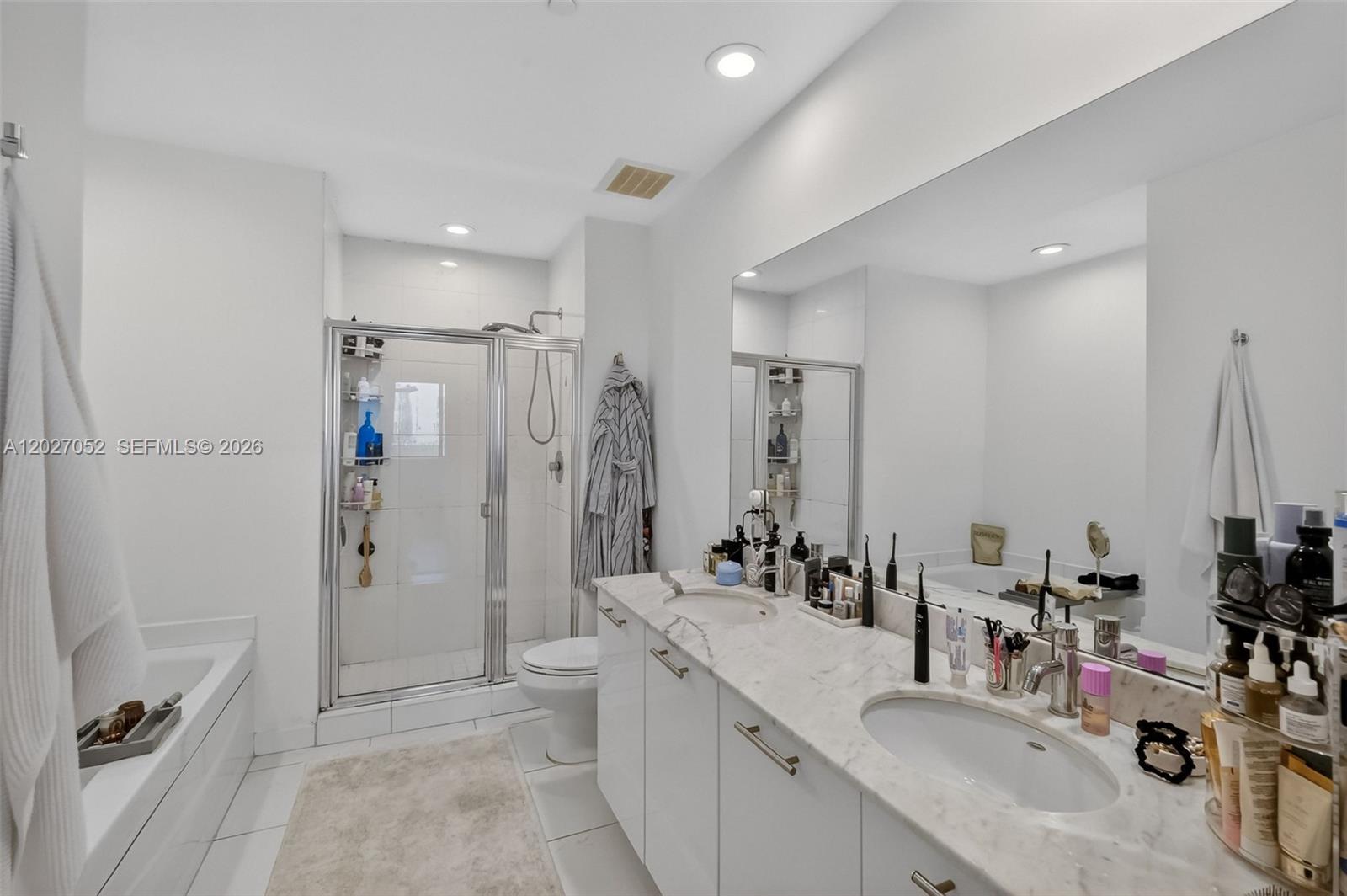 950 Brickell Bay Drive 4504 Property Photo 15