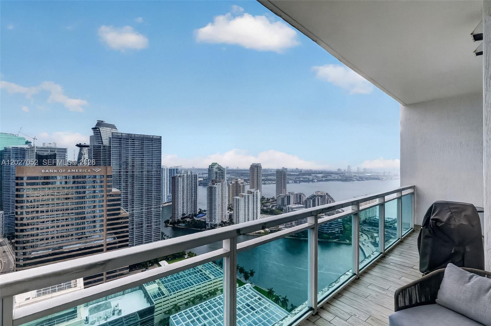 950 Brickell Bay Drive 4504 Property Photo 16