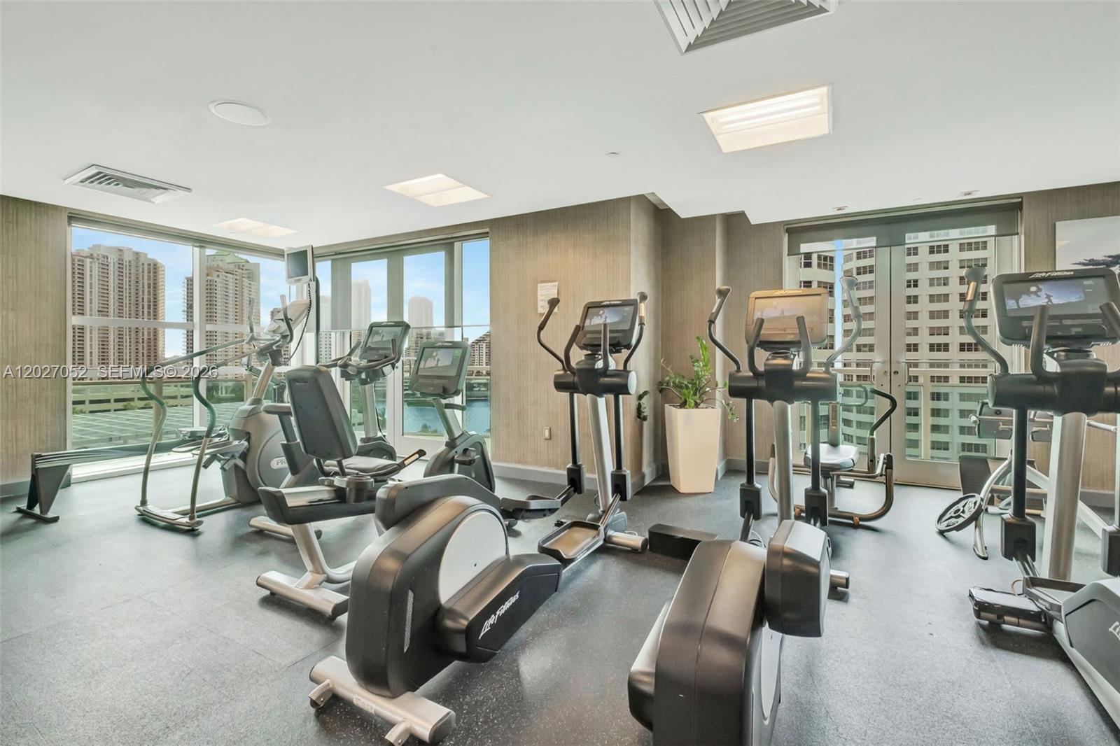 950 Brickell Bay Drive 4504 Property Photo 22