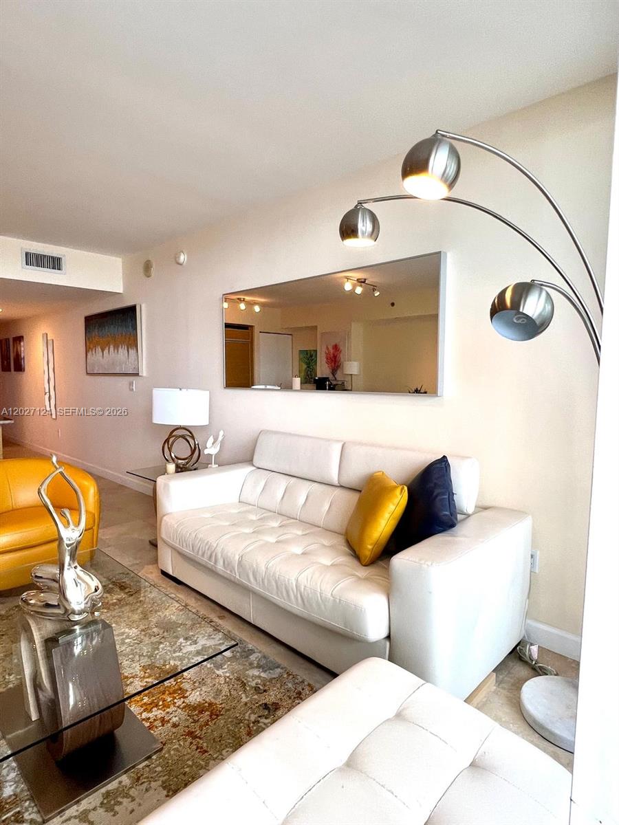 1830 S Ocean Drive 1812 Property Photo 11