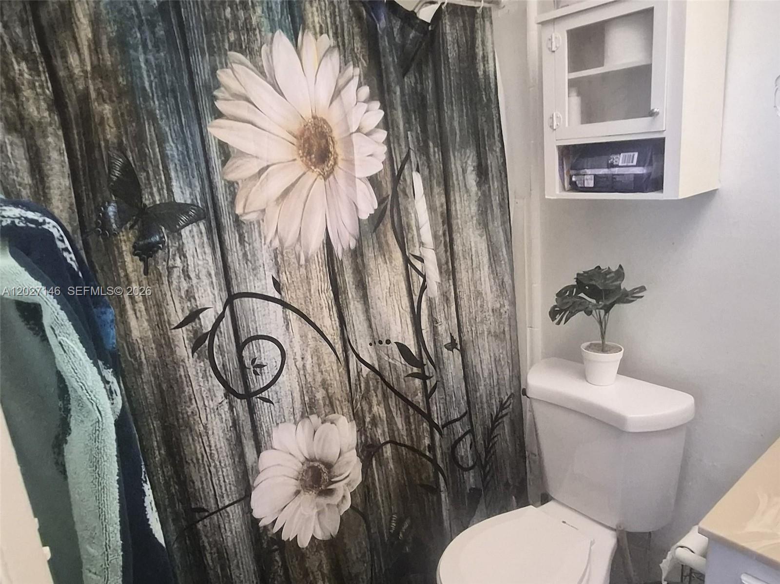 7920 N Colony Circle N 103 Property Photo 10