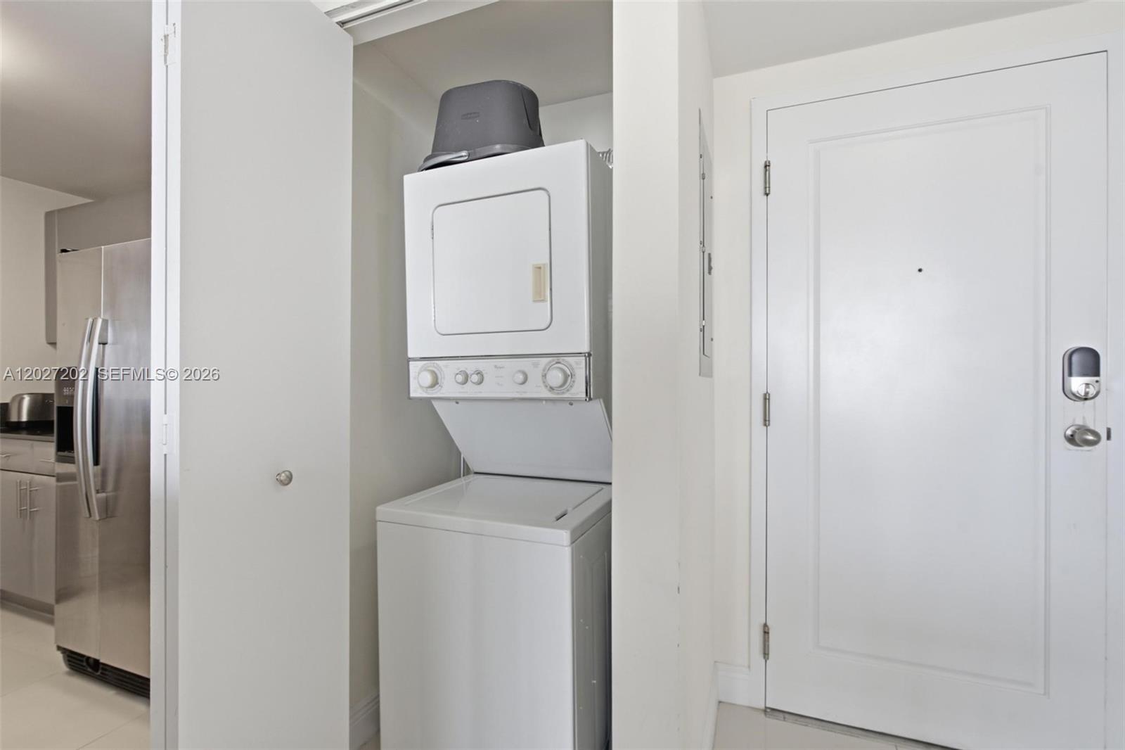 1861 S River Drive 2008 Property Photo 25