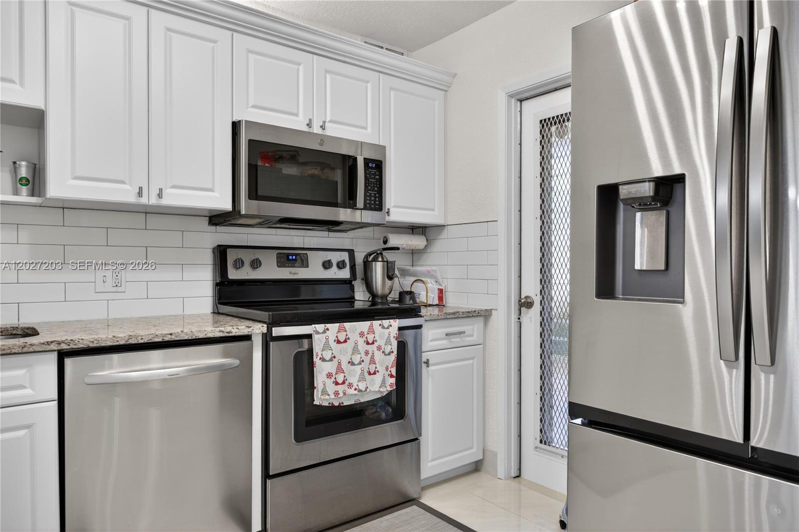 A12027203 Property Photo 5