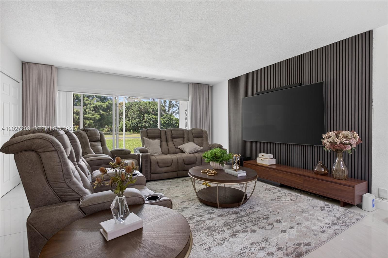 A12027203 Property Photo 22