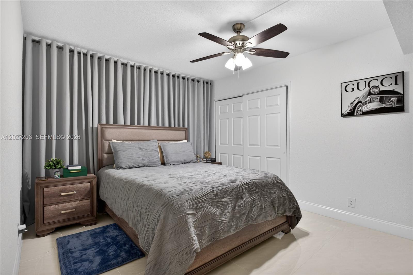 A12027203 Property Photo 25