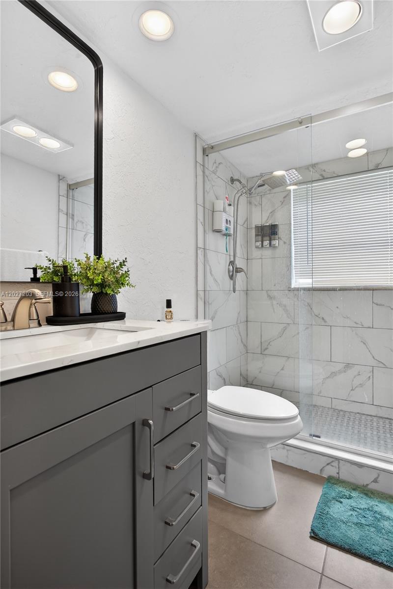 A12027203 Property Photo 28