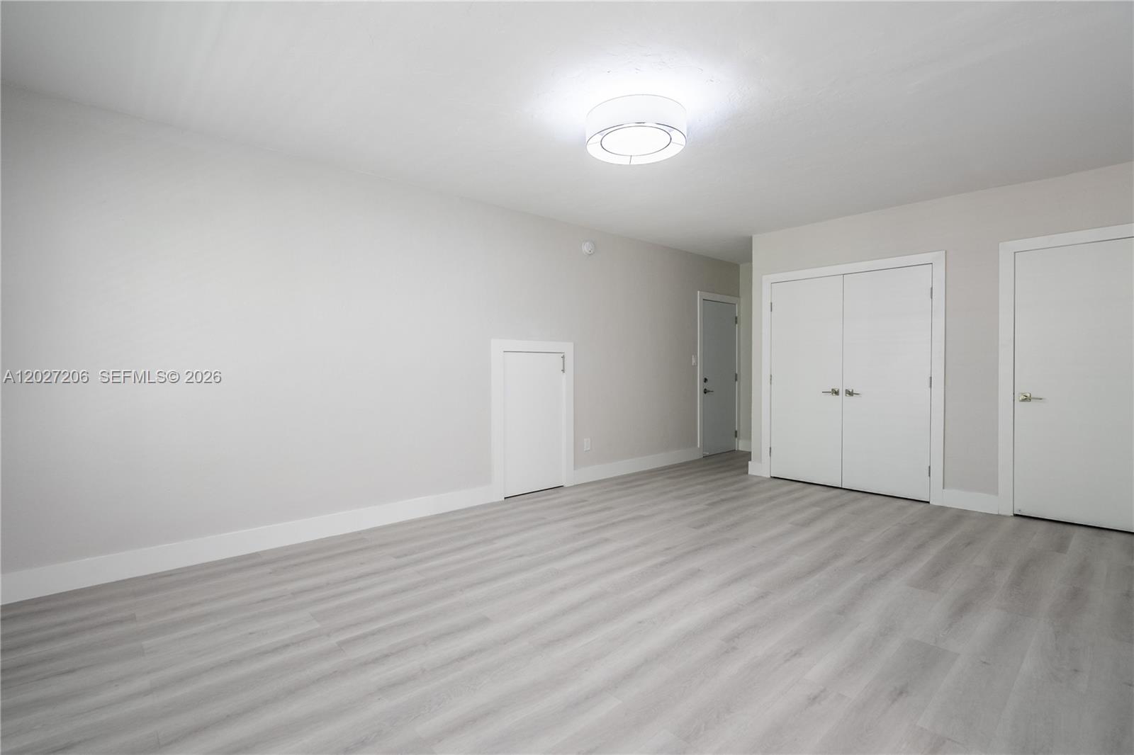2418 Flamingo Drive 7 Property Photo 5