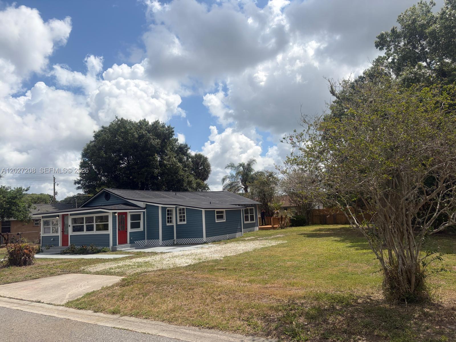 2331 Randall Street Property Photo 36