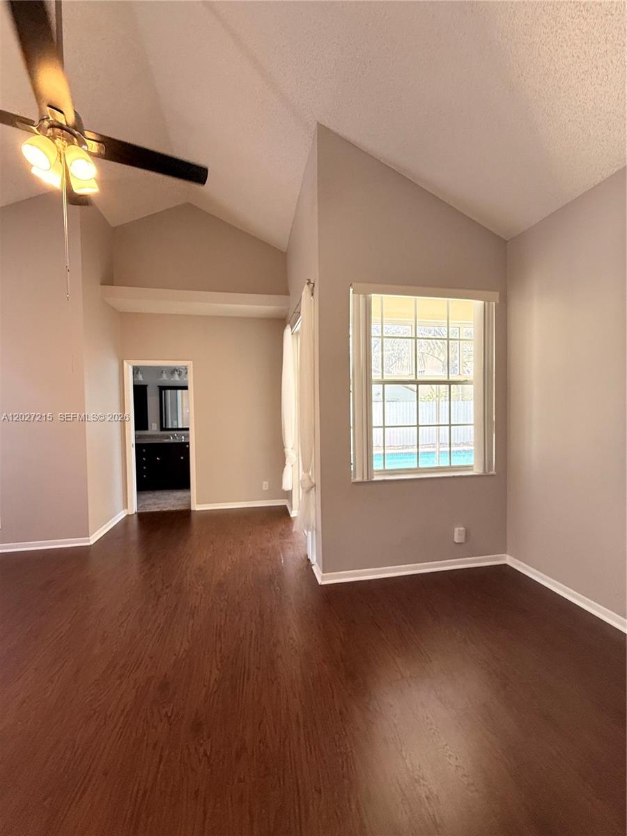 300 Cameron Drive Property Photo 22