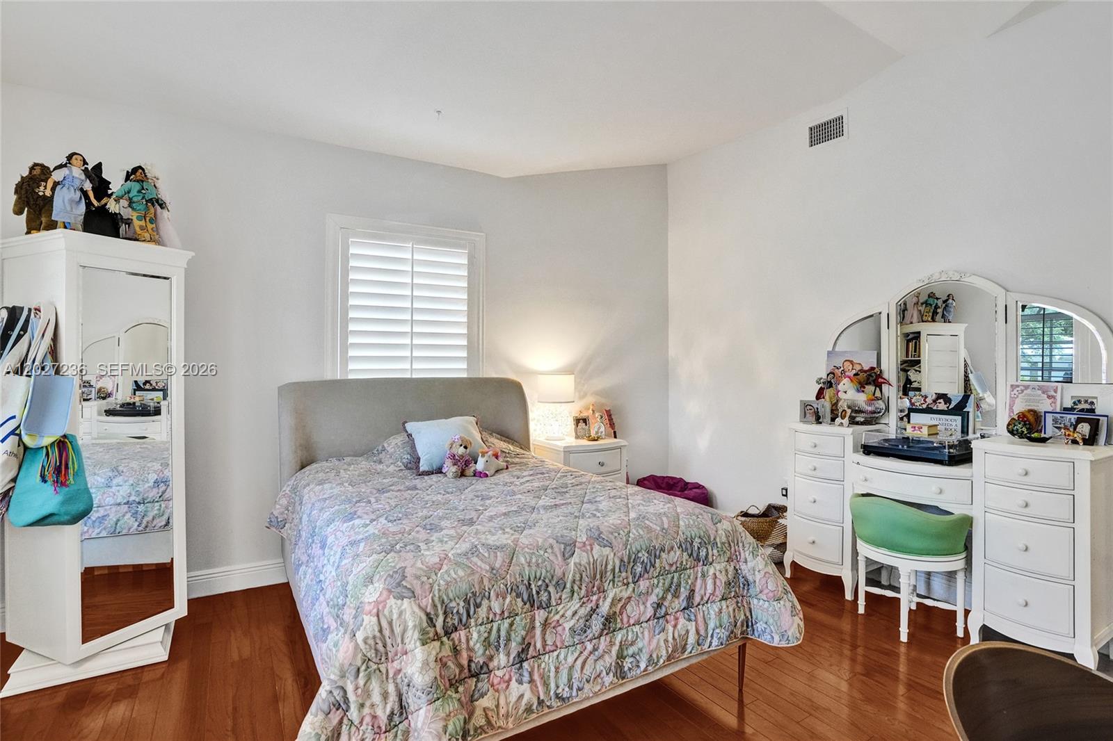 1534 Palancia Avenue Property Photo 39