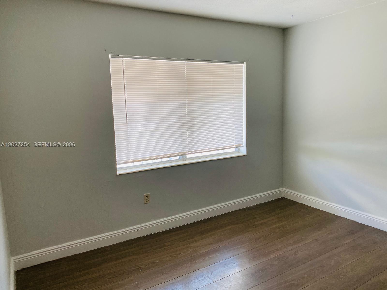 A12027254 Property Photo 20