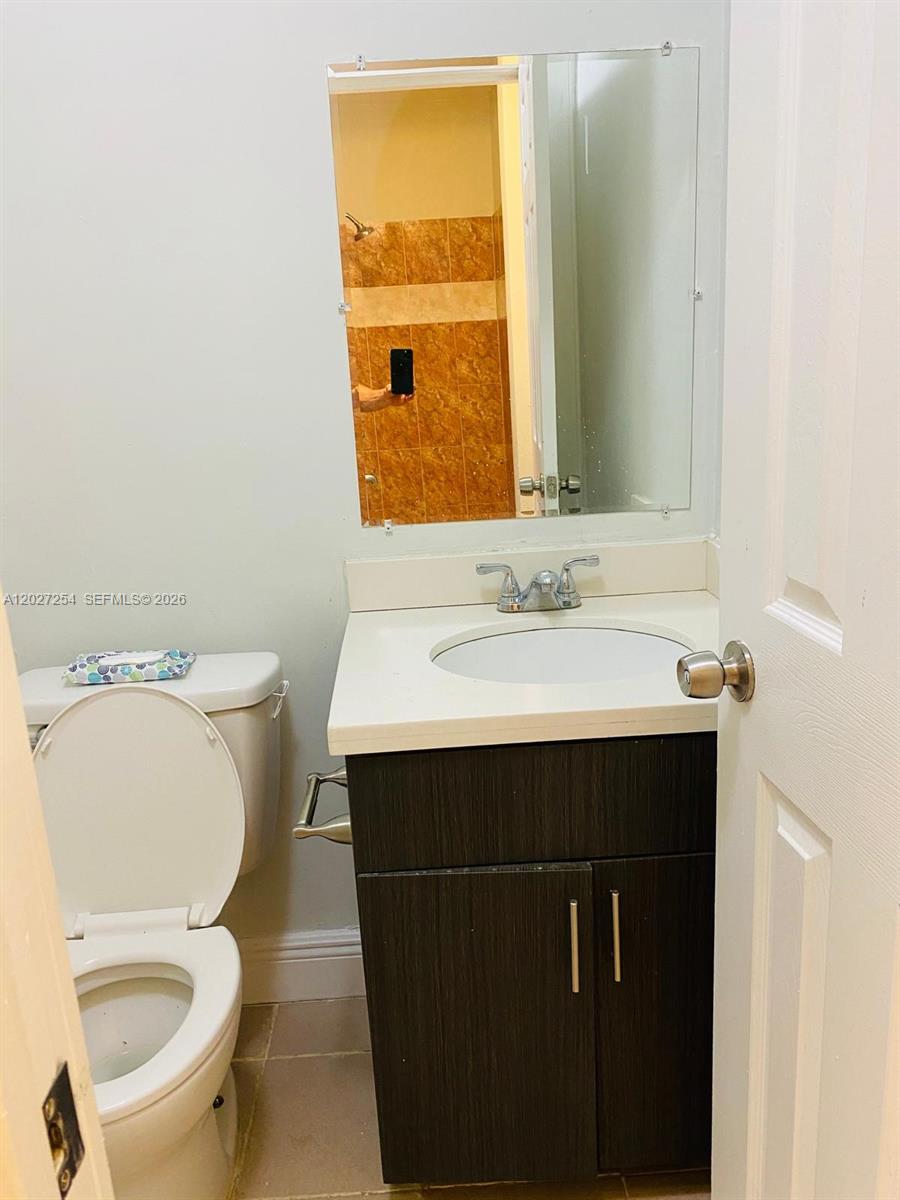 A12027254 Property Photo 26