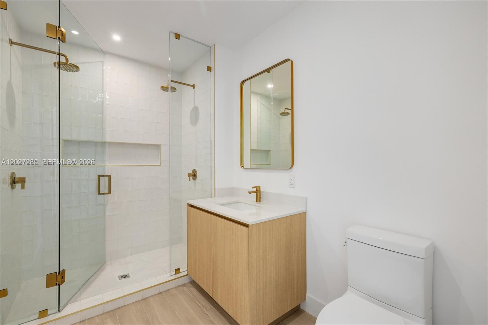 90 Ne 32nd Street 212 Property Photo 10