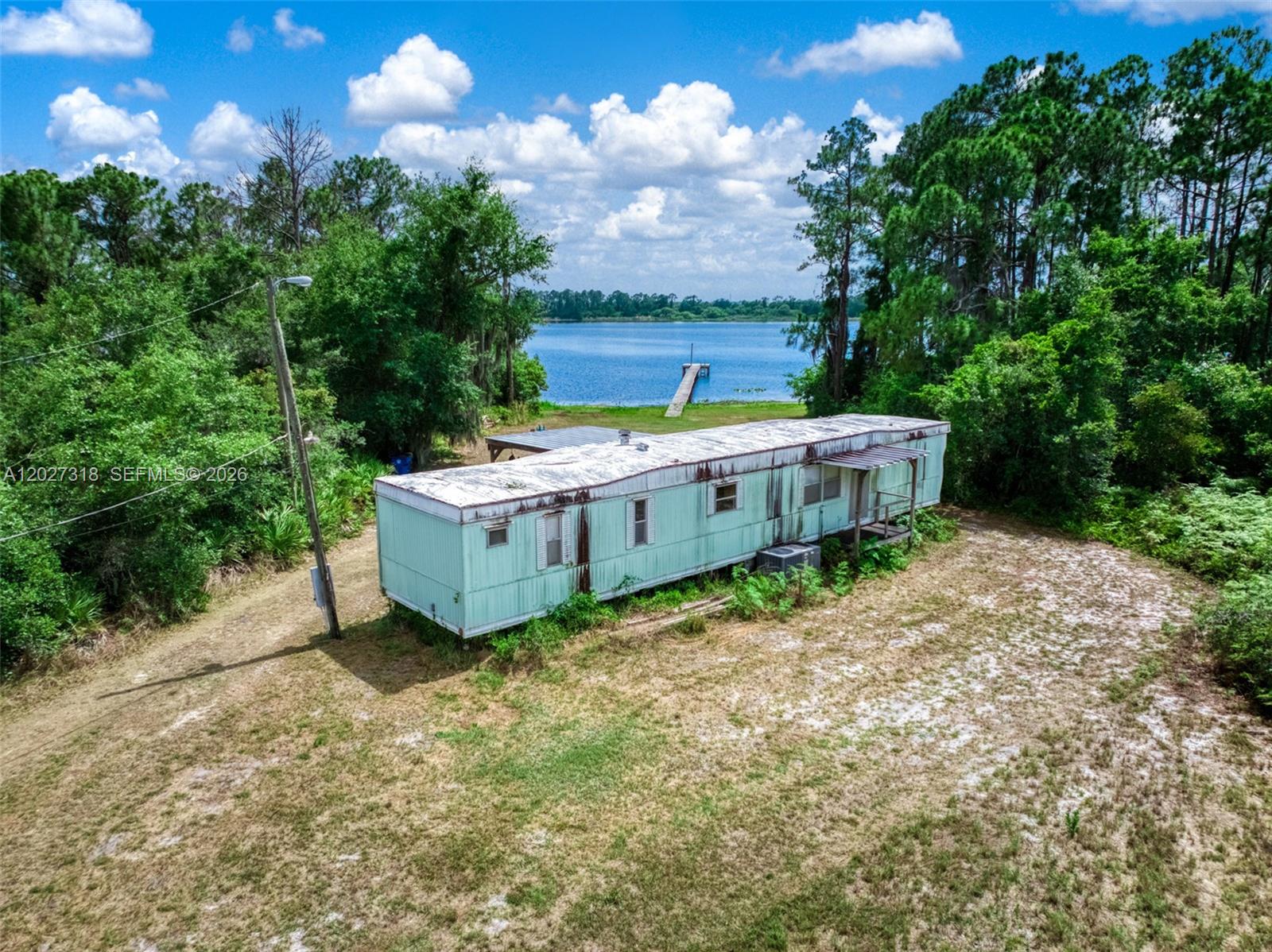 3144 Holiday Beach Drive Property Photo 4