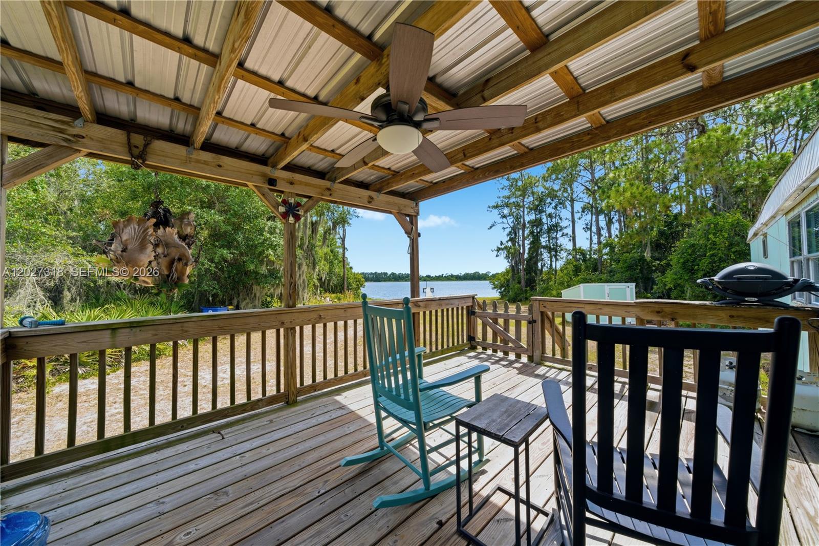 3144 Holiday Beach Drive Property Photo 6
