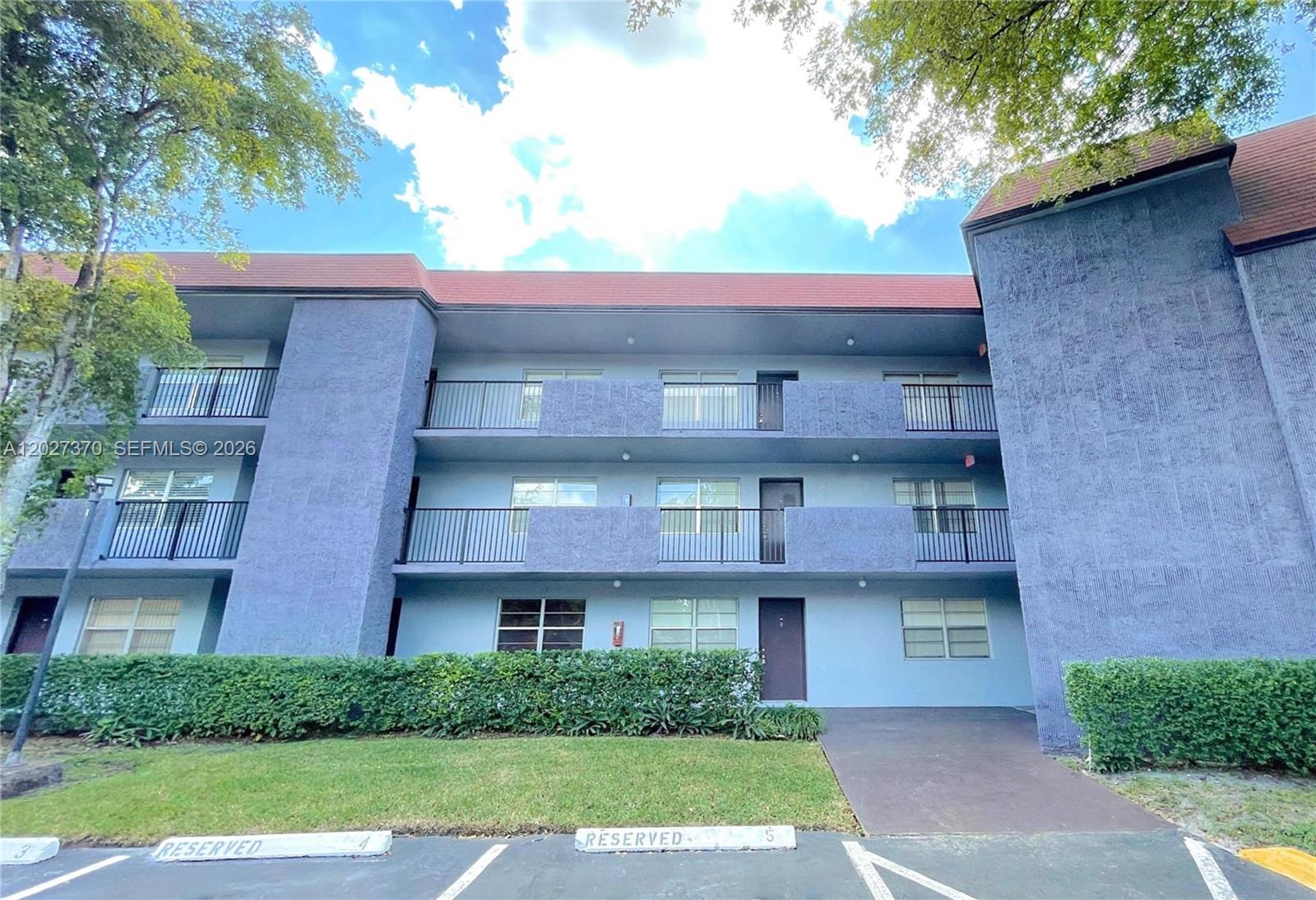 8450 Lagos De Campo Boulevard 206 Property Photo 14