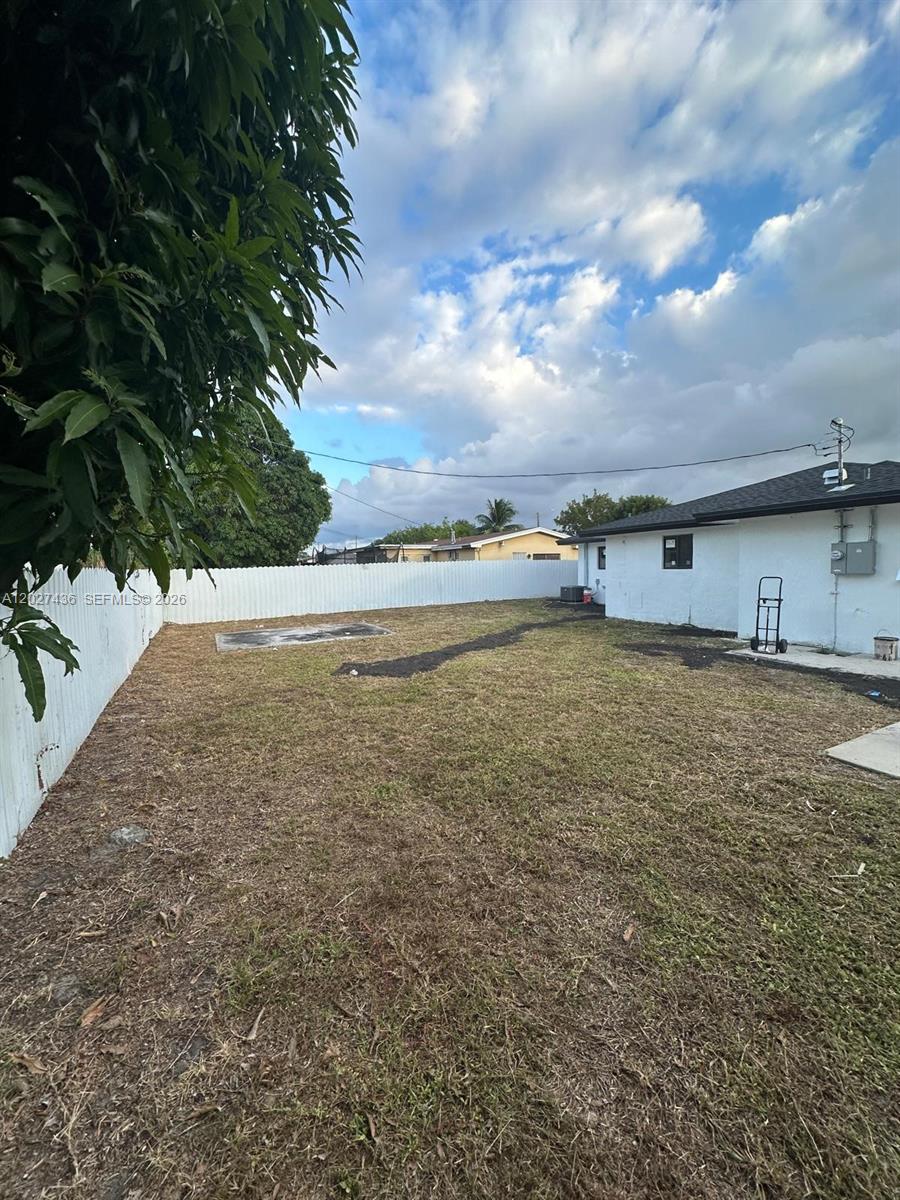 2041 Nw 190th Terrace Property Photo 21