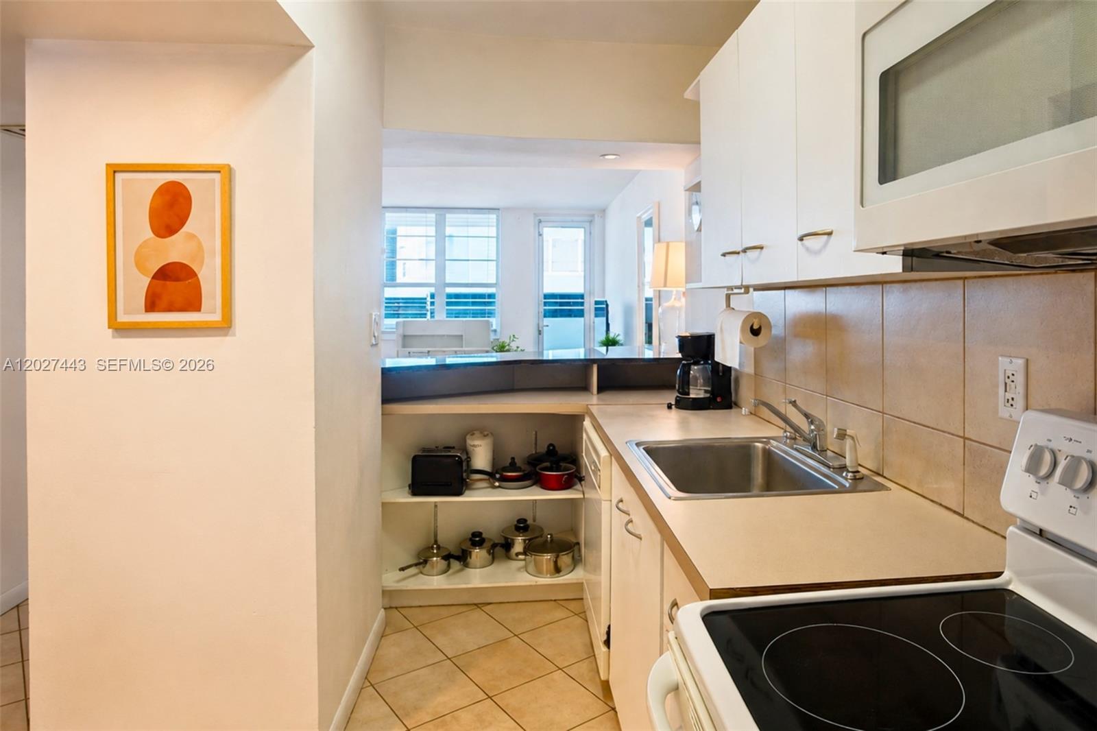 100 Lincoln Road 1427 Property Photo 8