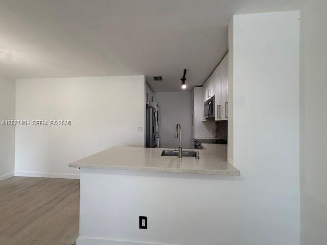 10054 Winding Lake Road 201 Property Photo 6