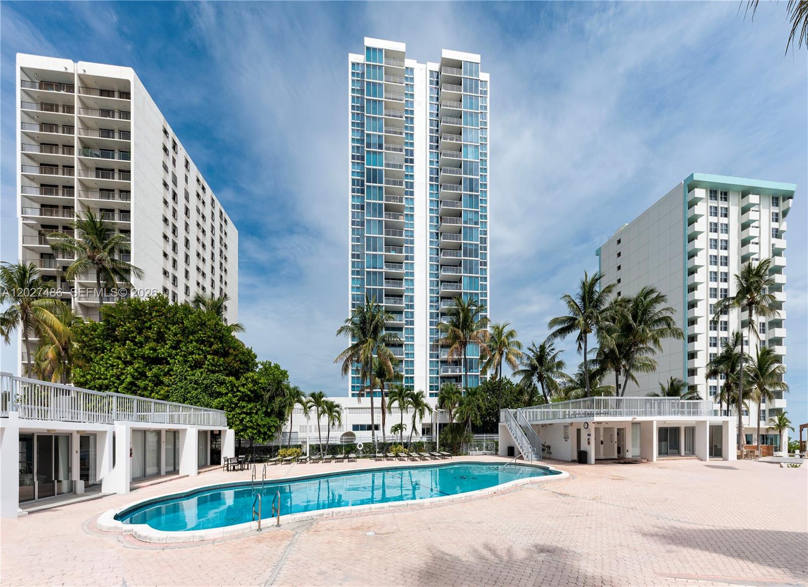 2655 Collins Avenue 603 Property Photo 4
