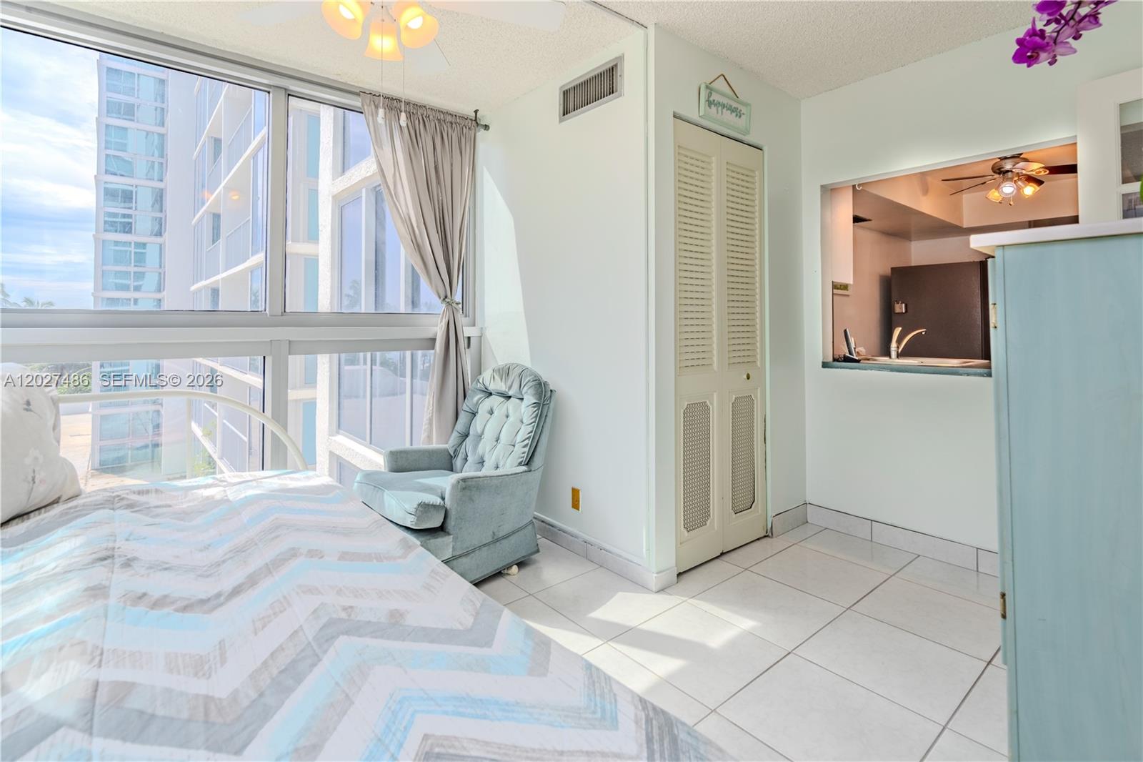 2655 Collins Avenue 603 Property Photo 21