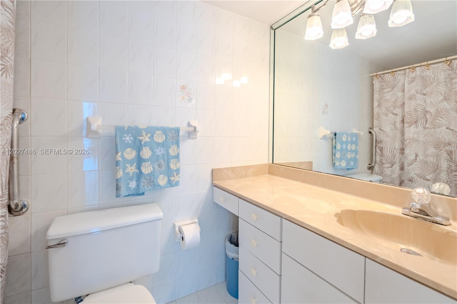 2655 Collins Avenue 603 Property Photo 40