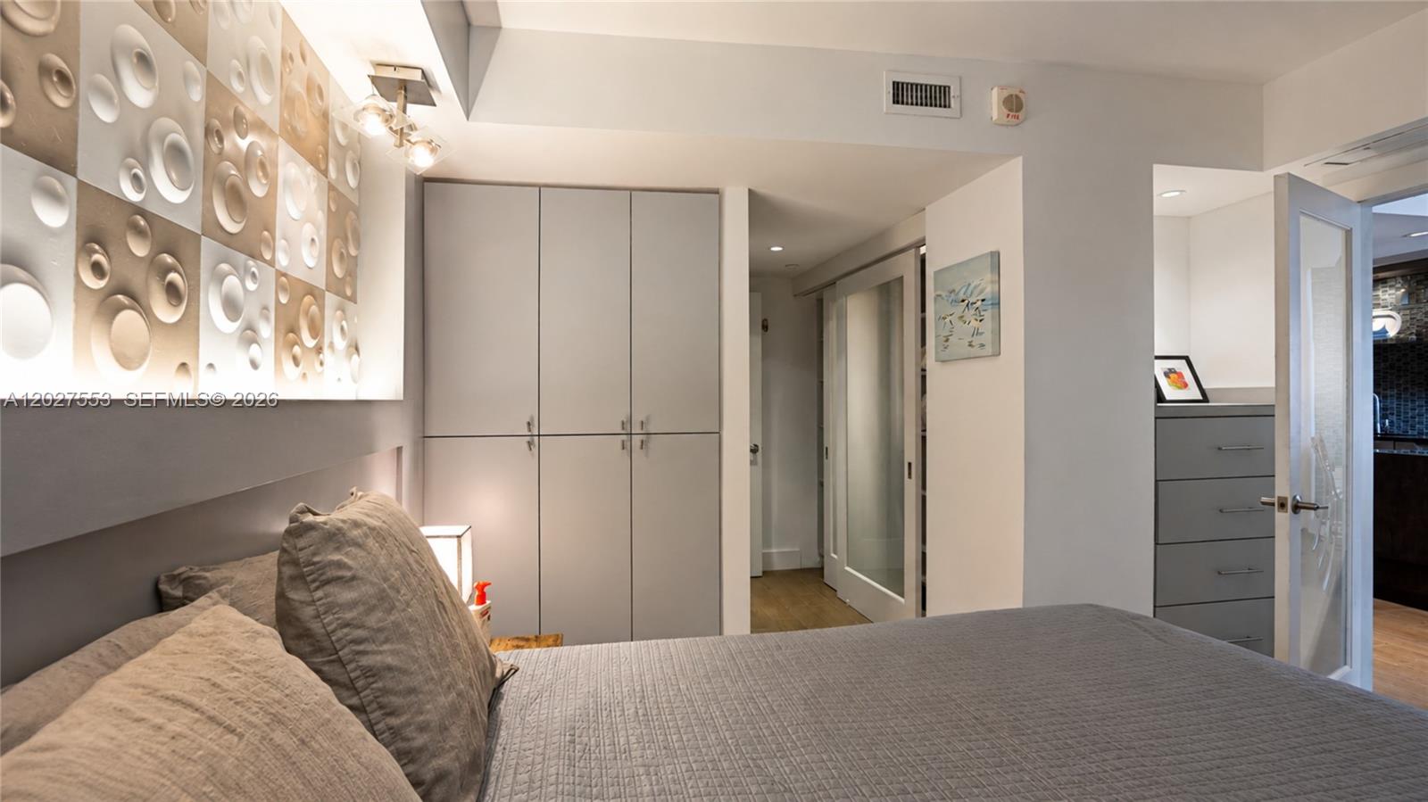 100 Lincoln Road 533 Property Photo 15