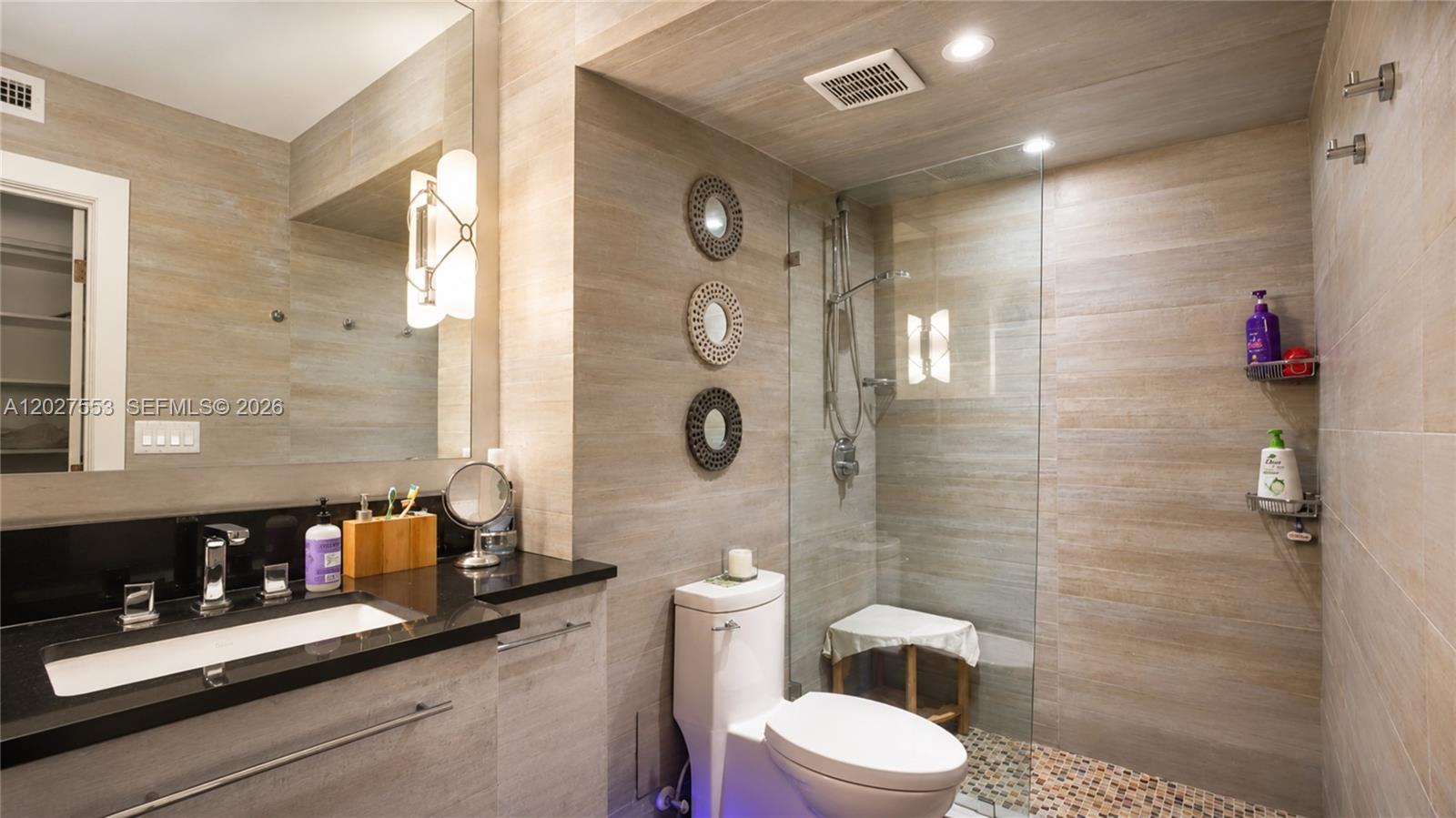 100 Lincoln Road 533 Property Photo 16