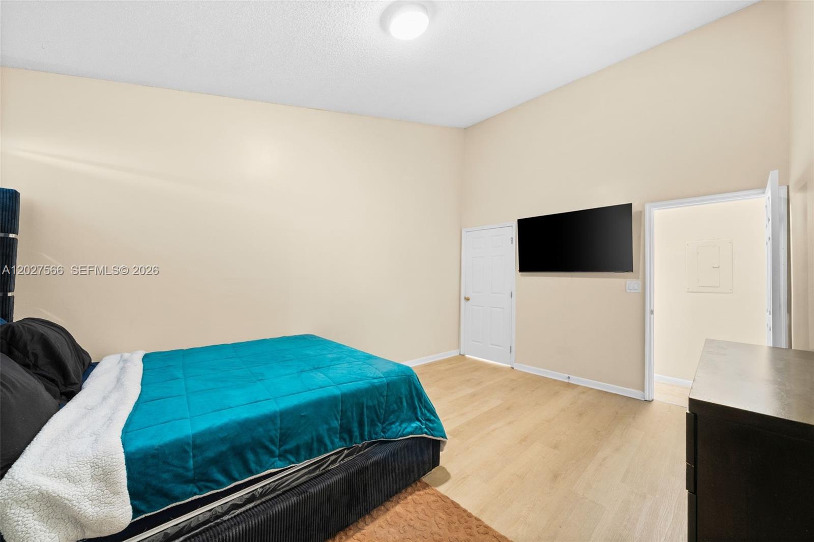 3405 Nw 44th Street 205 Property Photo 11