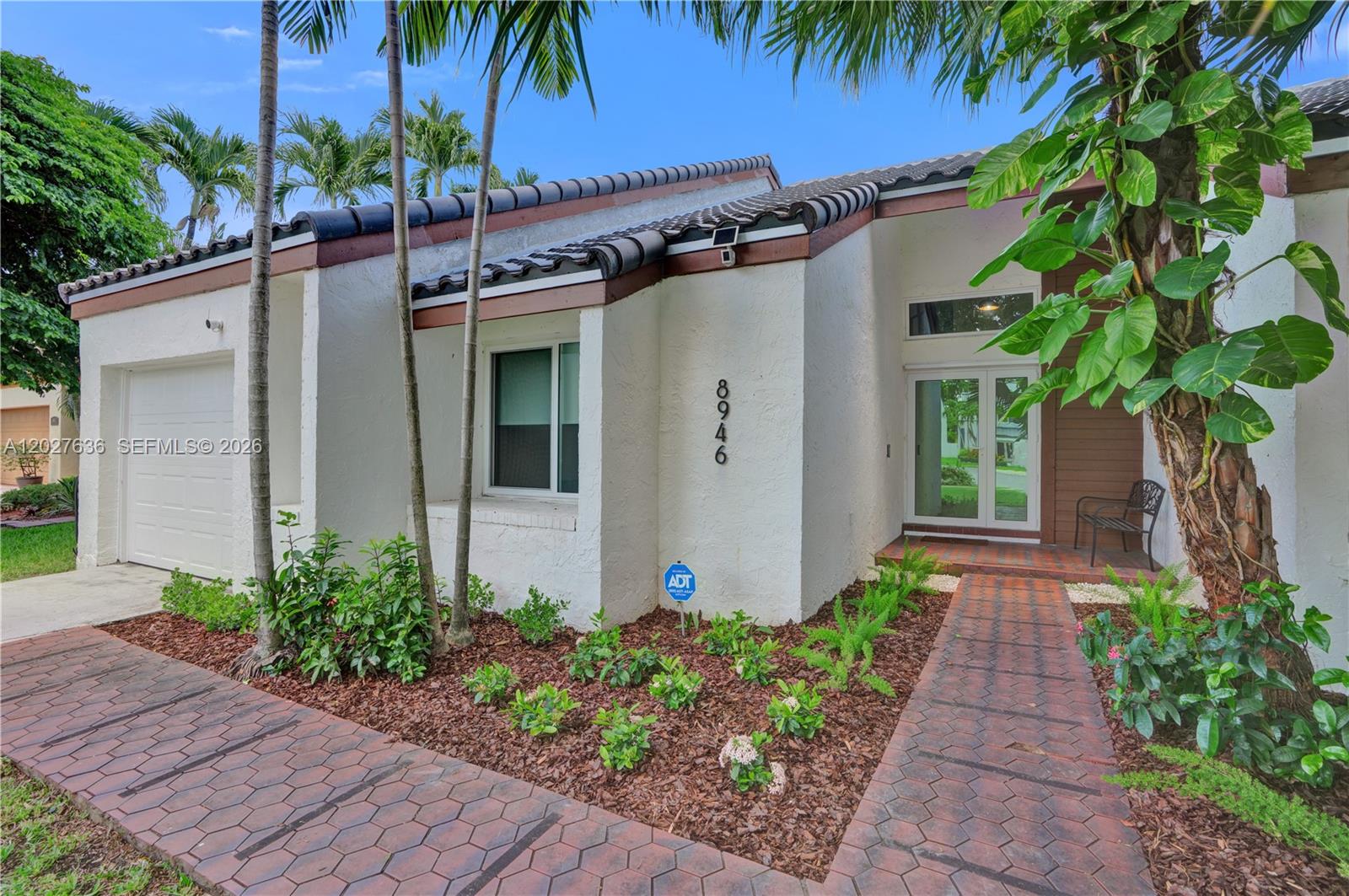 8946 Sw 150th Ct Circle E Property Photo 1