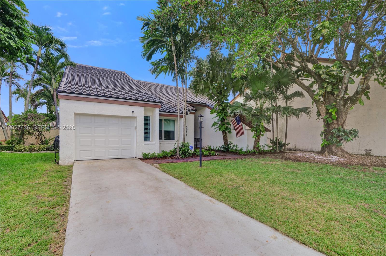 8946 Sw 150th Ct Circle E Property Photo 2