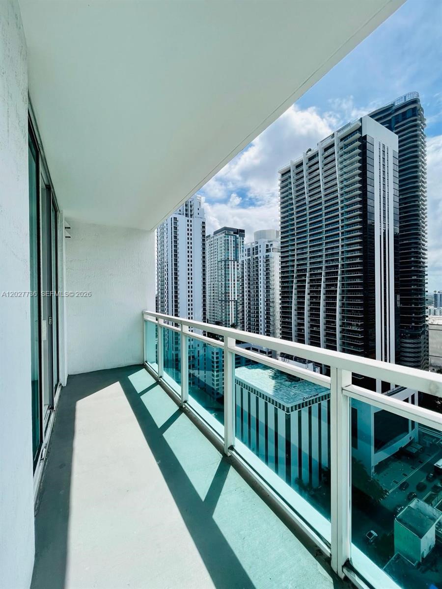 951 Brickell 2609 Property Photo 14